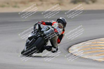 media/Dec-17-2022-SoCal Trackdays (Sat) [[224abd9271]]/Turn 10 Backside (120pm)/